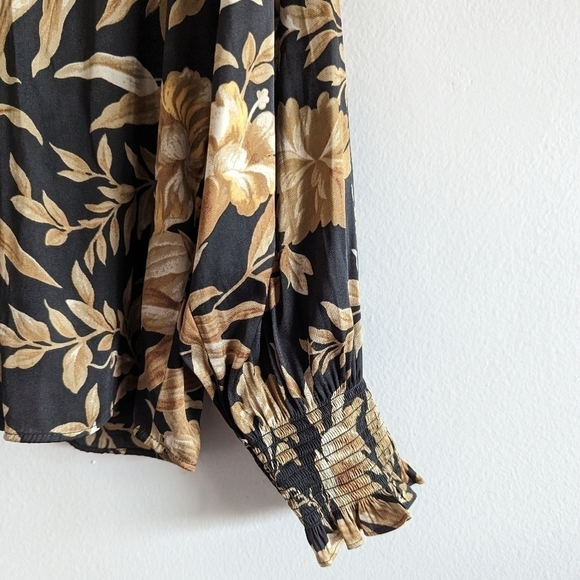 H&M Wide Frill Collared Satin Blouse Size 12 - Picture 6 of 6